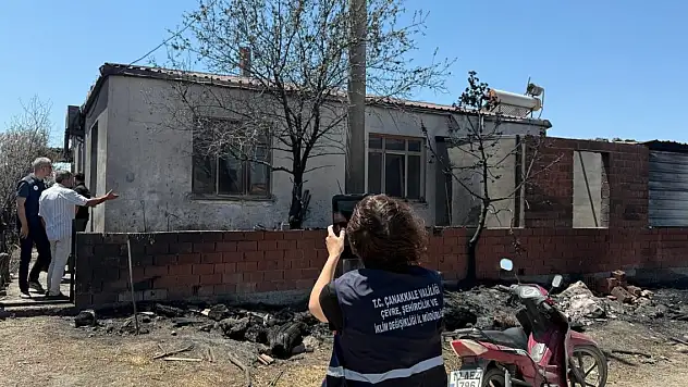 Bakan Kurum: 3 ilde çıkan yangınlarda 9'u konut, 26 yapı hasar gördü