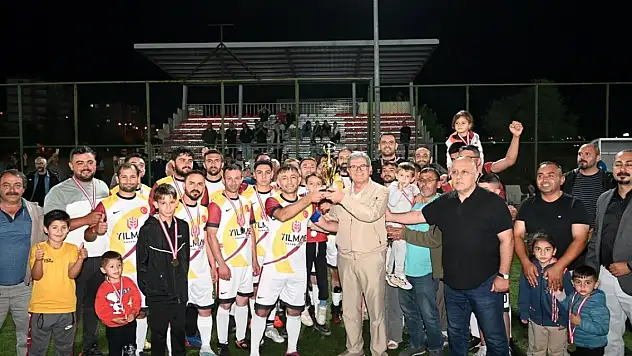 Konya'daki turnuva nefes kesti! Penaltılarla kazanan Ortakaraören Spor