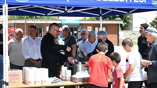 Seydişehir'de vatandaşlara aşure ikram edildi