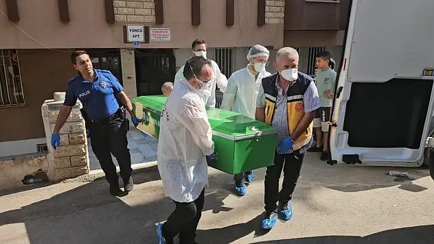Kötü kokular gerçeği ortaya çıkardı! Ölü bulundu