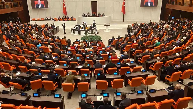 Enerji ve maden alanlarına yönelik düzenlemeleri içeren kanun teklifi kabul edildi