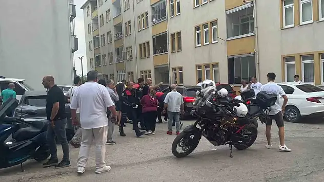 Trafikte bıçaklı kavga: 1 ölü