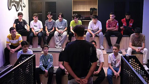 Yaz Okulu'nda eğitim ve eğlence bir arada