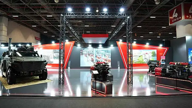 TÜMOSAN, silahlı insansız deniz aracı TMSN460 MARİN motorunu tanıttı