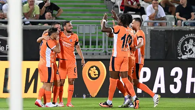 Başakşehir, Cherno More'yi Bulgaristan'da yendi