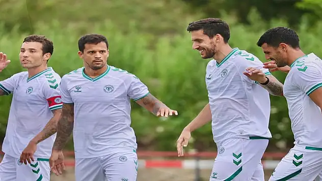 Konyaspor hazırlık maçında farka koştu!