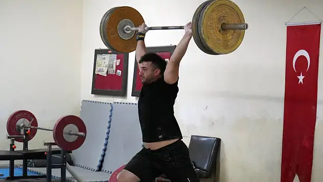 Okul salonundan Türkiye şampiyonluğuna