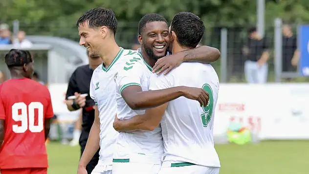 Konyaspor son hazırlık maçlarına çalışıyor!