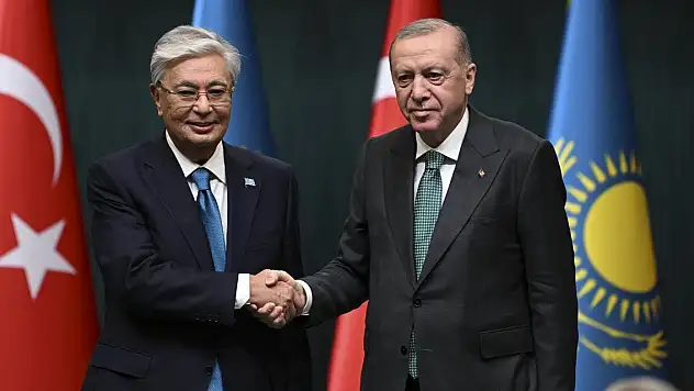 Türkiye ile Kazakistan arasında 20 anlaşma imzalandı