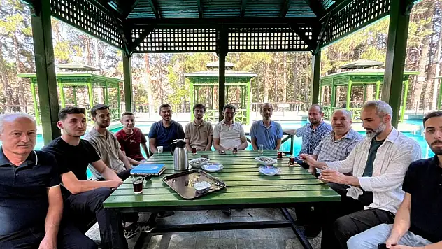 Ensar Vakfı Konya Şubesi'nden dönem sonu pikniği