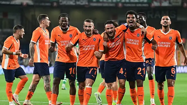 Son Dakika! Başakşehir, UEFA Konferans Liginde 3. eleme turuna yükseldi