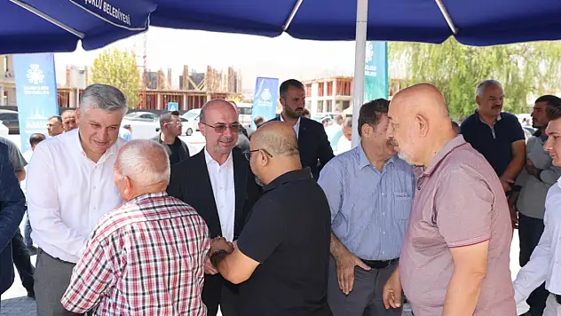 Pekyatırmacı: 'İlçemize güzel hizmetler kazandırmanın gayreti içerisindeyiz'