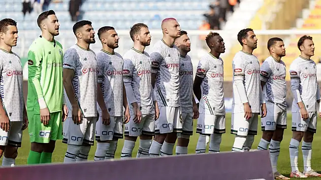 Konyaspor maçı öncesi sessizlik sürüyor!