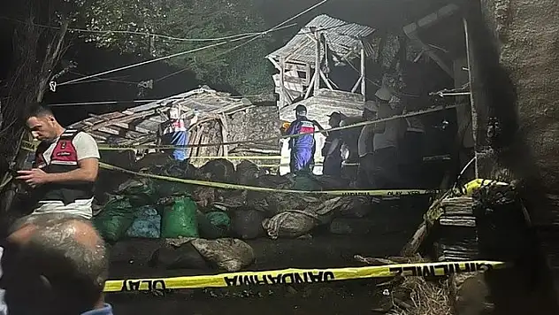 Gübre taşımak istedikleri 'ilkel' teleferikte akıma kapılan çift öldü