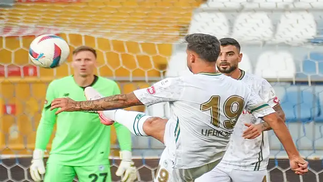 Konyaspor lige bu gelenekle başlıyor!