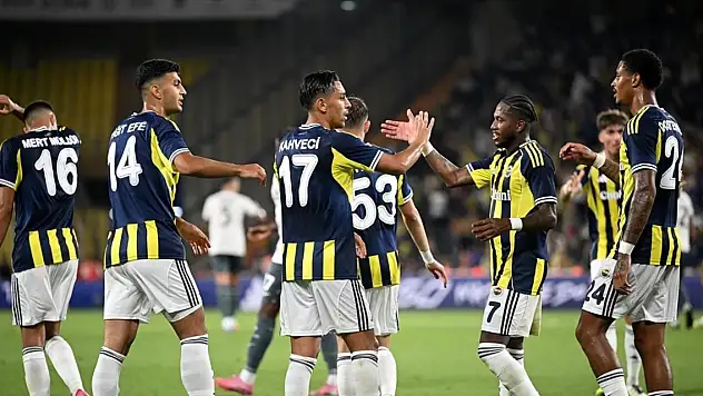 Fenerbahçe, sezonun ilk maçında Feyenoord karşısında tur için avantaj arayacak