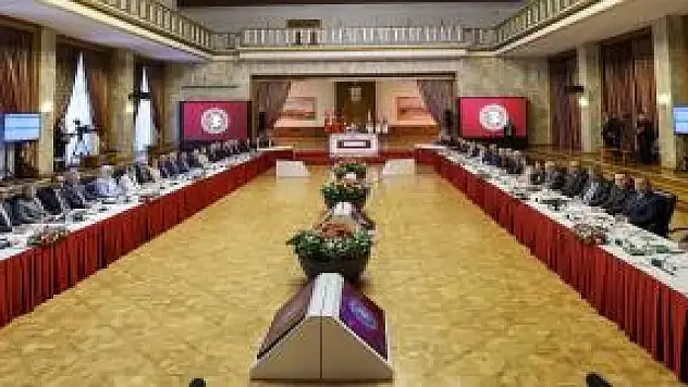 Tarihi komisyonun ilk toplantısı sona erdi