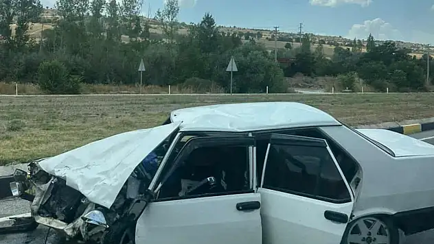 Isparta-Konya Karayolunda kaza! 2'si çocuk 7 yaralı