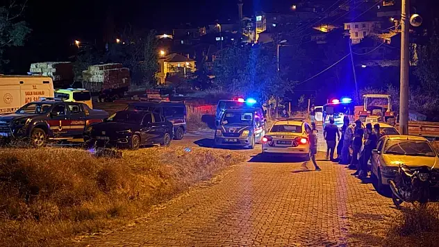 Önce eşinin sonra kendisinin canına kıydı