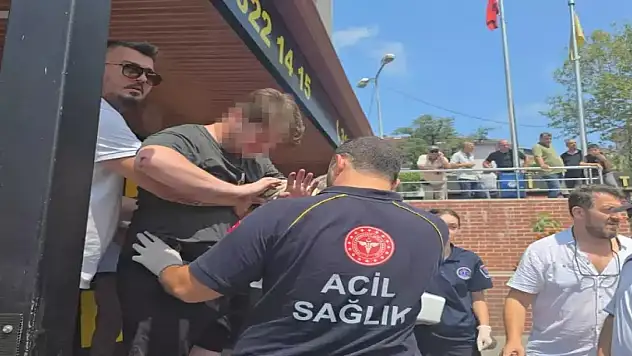 Avukat, karşı tarafın avukatını darbedip yaraladı