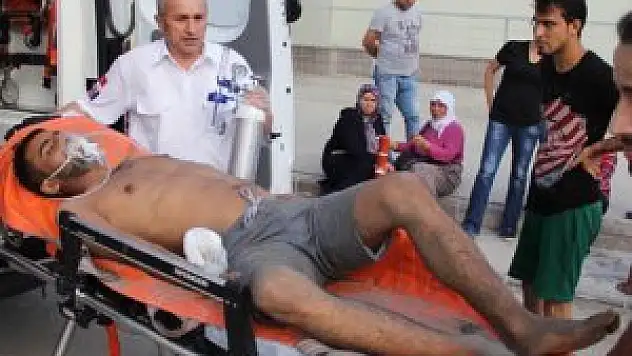 Denizde boğulmak üzere olan ıraklı genci vatandaşlar kurtardı