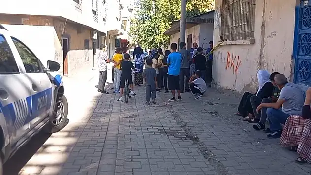 Sokakta yürürken saldırıya uğradılar