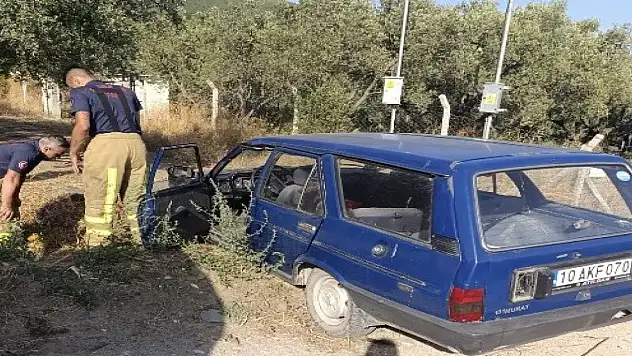 Araç yan yattı, sürücü altında kaldı