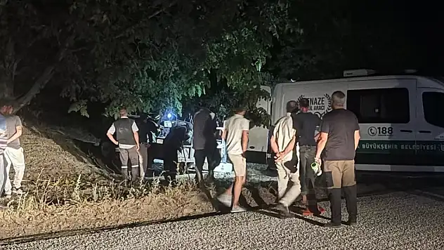 Husumetli olduğu amcasının oğlunu tüfekle vurarak öldürdü