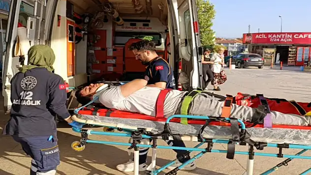 Mesai arkadaşını çekiçle darbetti