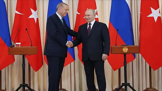 Cumhurbaşkanı Recep Tayyip Erdoğan, Putin ile görüştü