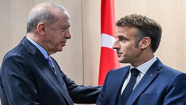 Son Dakika! Fransa talep etti, Cumhurbaşkanı Erdoğan, Macron ile görüştü