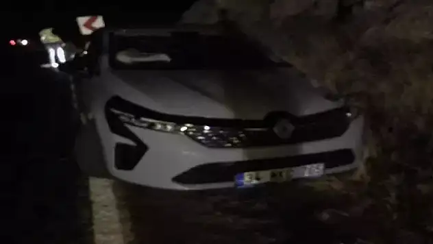 İki otomobil çarpıştı: 1'i çocuk 7 yaralı