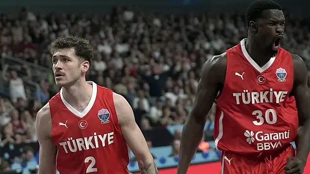 12 Dev Adam'dan harika başlangıç!