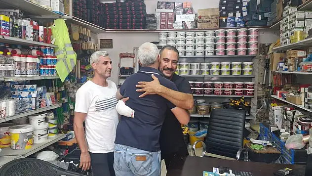 Çocuğu kaçıracaktı! Esnaf kurtardı