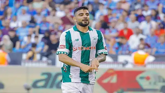 Konyasporlu Adil Demirbağ'ın menajerinden ilginç paylaşım!