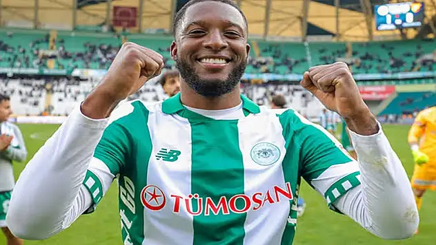 Konyasporlu Bazoer'e milli gurur!