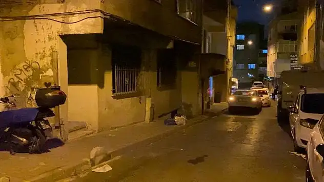 4 katlı binanın bahçe katının balkonunda erkek cesedi bulundu