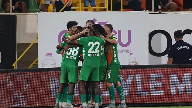 Corendon Alanyaspor, ağırladığı Beşiktaş'ı mağlup etti