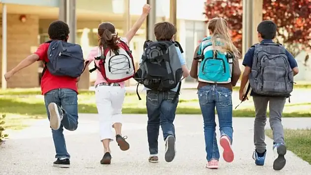 Okul çantaları için uzmandan uyarı... Bu kiloyu geçmemeli