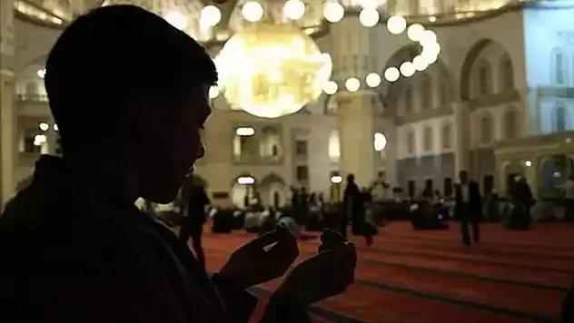 Mevlid Kandili yarın idrak edilecek