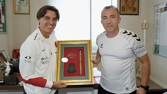 Beklenen toplantı… Montella ile Uçar görüştü