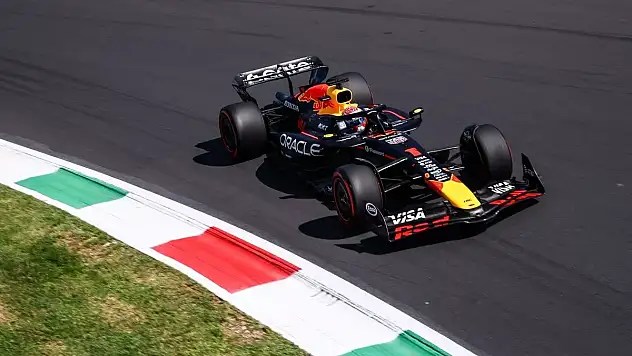Monza'da kazanan Verstappen