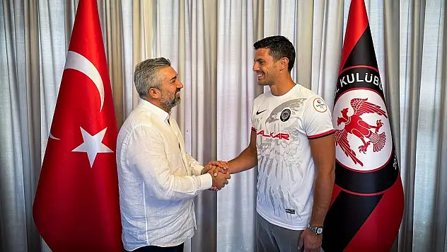 Konyaspor'dan ayrılan Aleksic'in yeni adresi belli oldu!