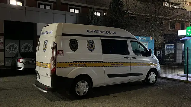 Hastanenin 5'inci katından atladı, hayatını kaybetti