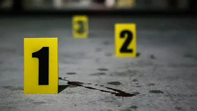 Lise öğrencisinden vahşet... Babasını öldürdü, annesini yaraladı