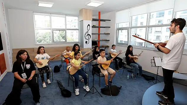 Konya'da genç yetenekler ücretsiz akademide buluşuyor... Başvurular başladı