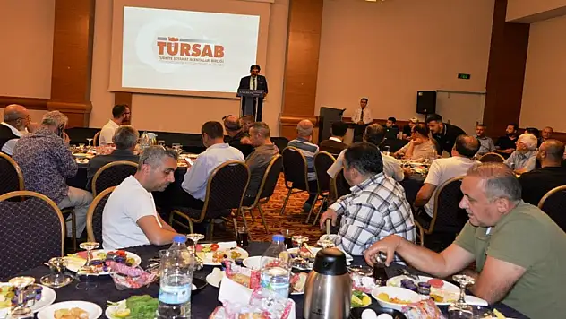 TÜRSAB Konya BTK Başkan adayı Sarıkaya, seyahat acentalarıyla bir araya geldi