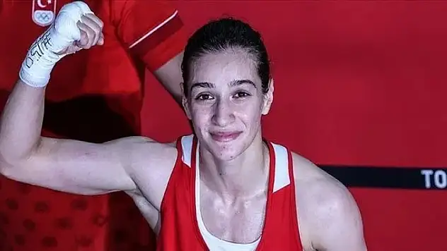 Buse Naz Çakıroğlu Dünya Boks Şampiyonası'nda finalde