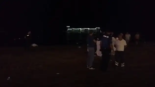 Gece denize girdi, hayatını kaybetti