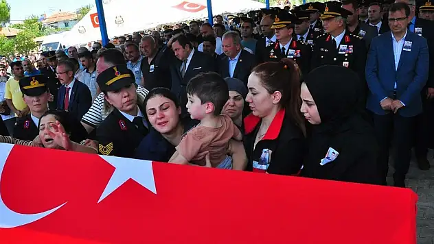 Kaza şehidi uzman çavuş, son yolculuğuna uğurlandı